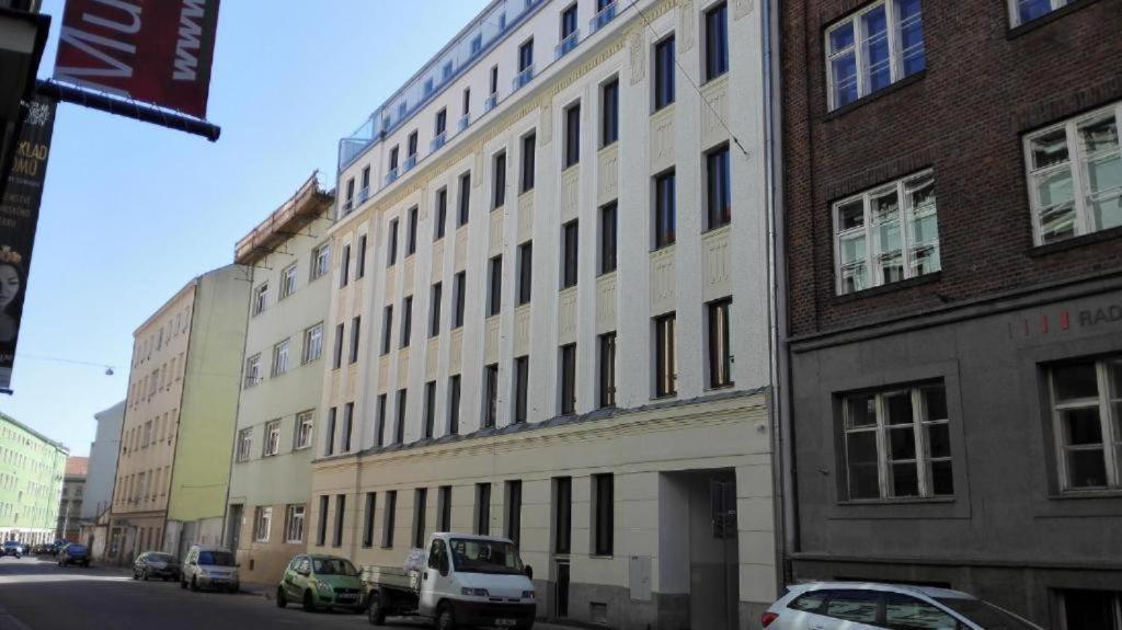 Apartmans In The Center With Privat Parking Apartamento Brno Exterior foto